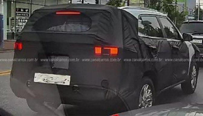 Hyundai Creta Facelift Seen On The Road, Design Changes Similar To Exter And Santa Fe